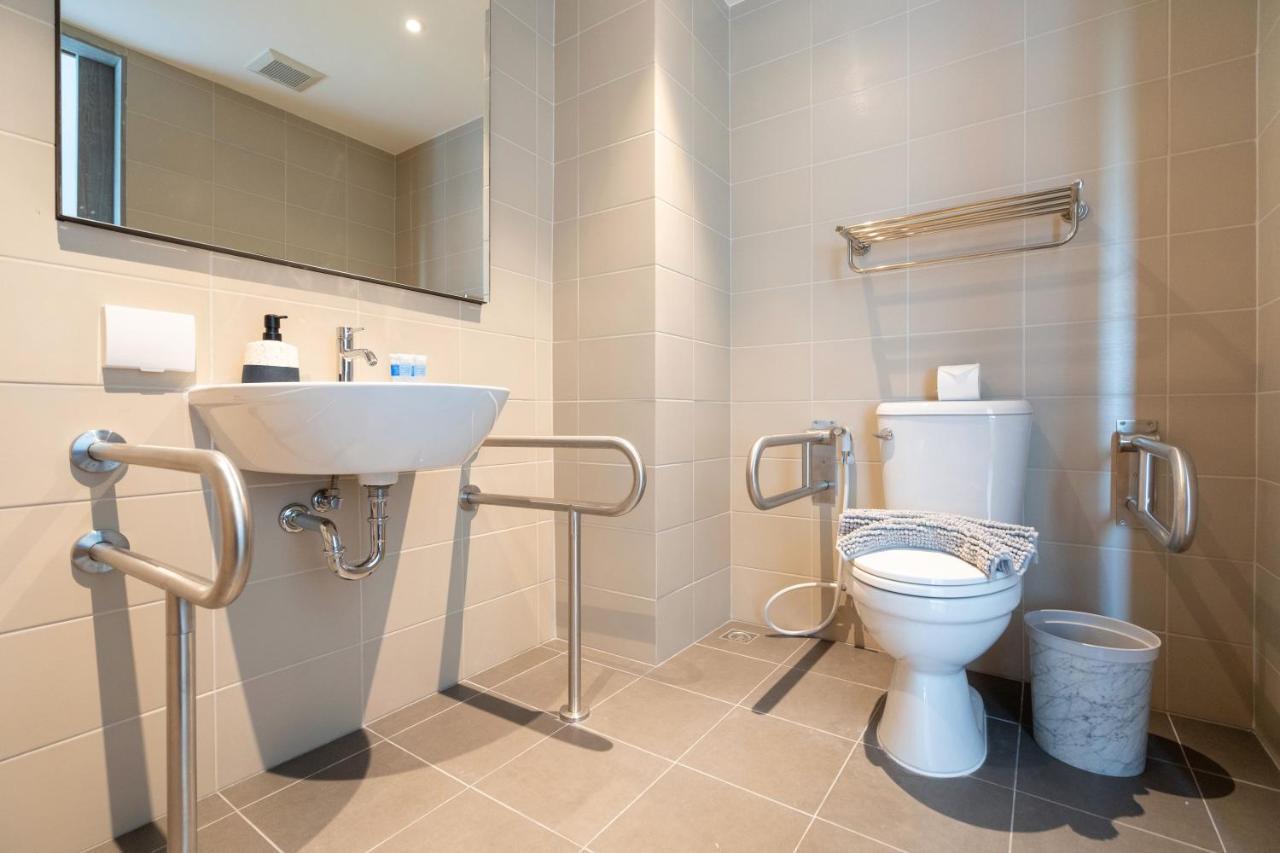 New Studio With Disability-Friendly Features, Central Hill View A6-724 A Daire Ban Ket Ho Dış mekan fotoğraf